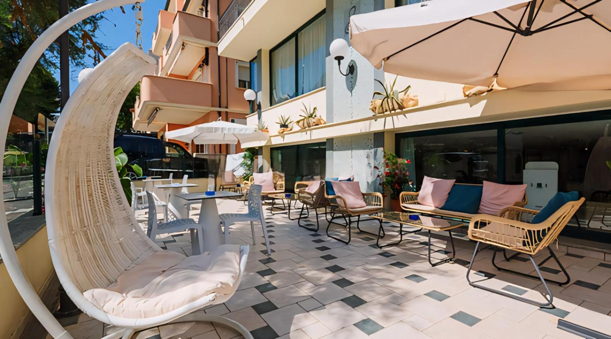 Hotel Baltic Misano Adriatico Kültér fotó