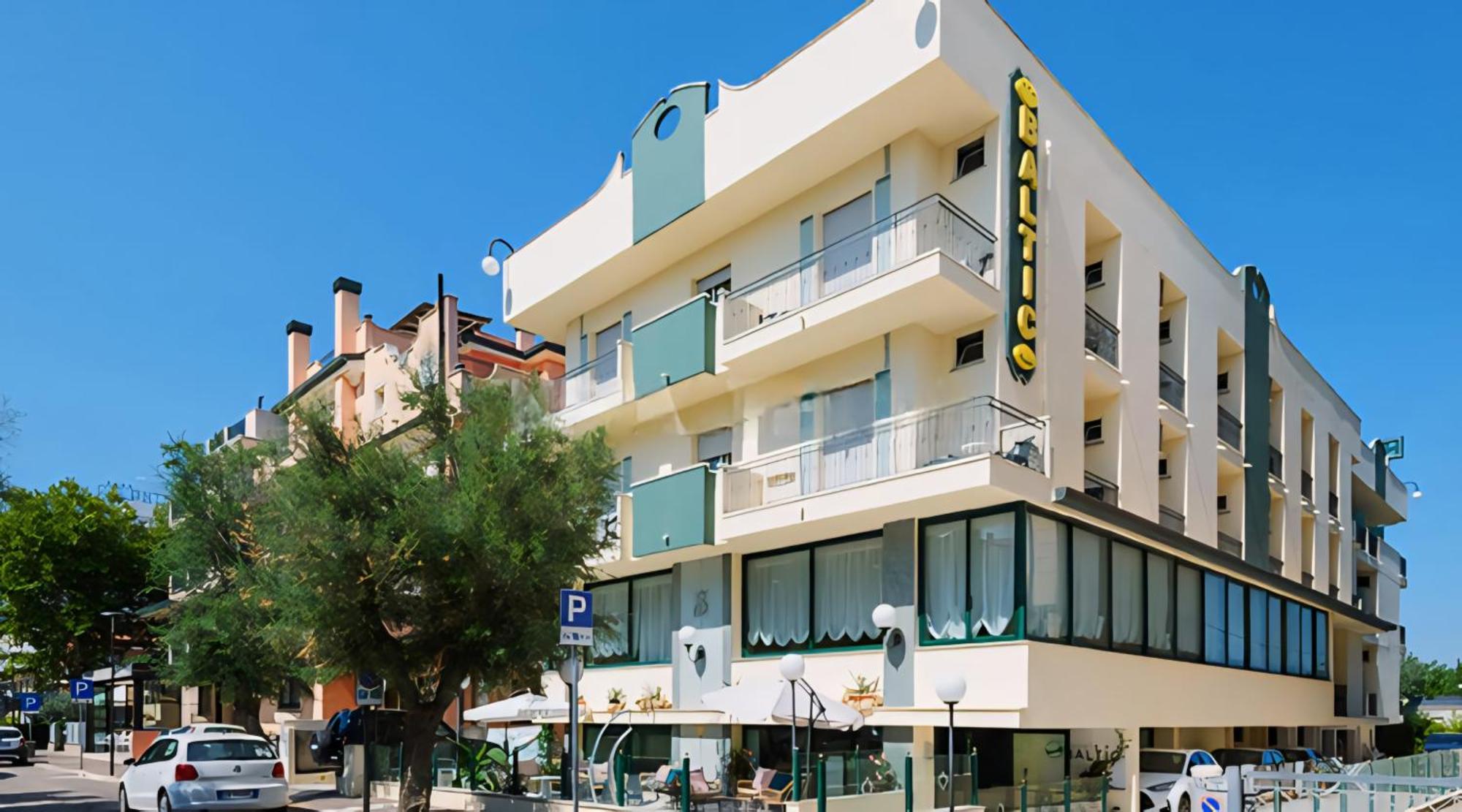 Hotel Baltic Misano Adriatico Kültér fotó